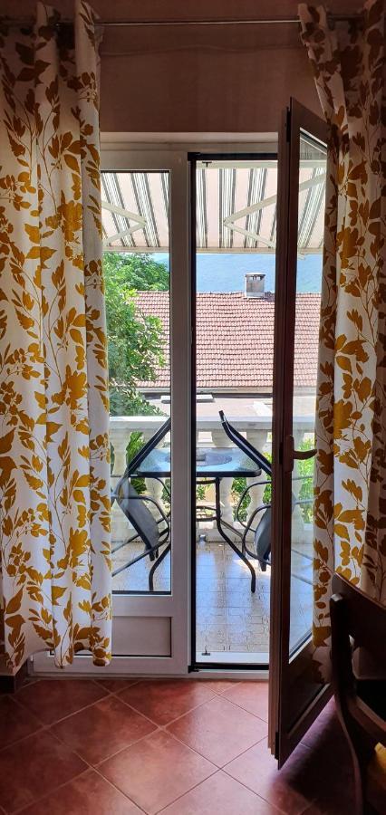 Lav Apartments Herceg Novi Exteriör bild