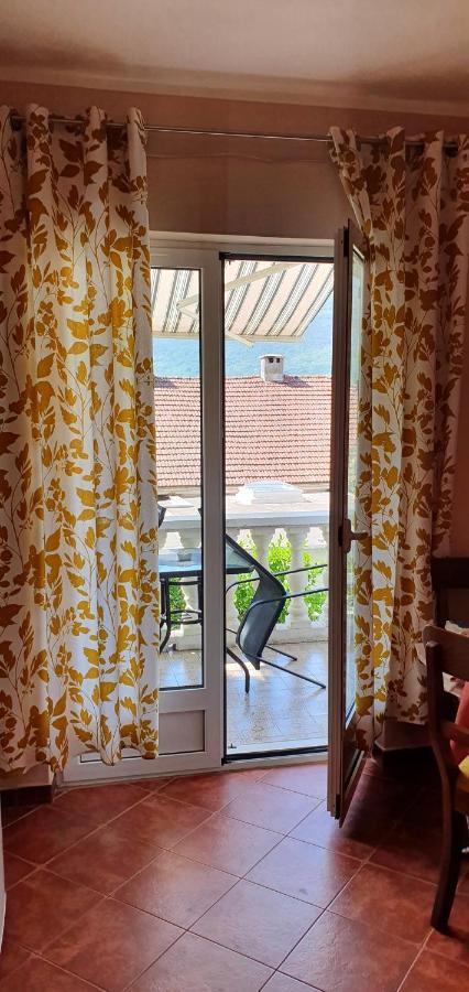 Lav Apartments Herceg Novi Exteriör bild