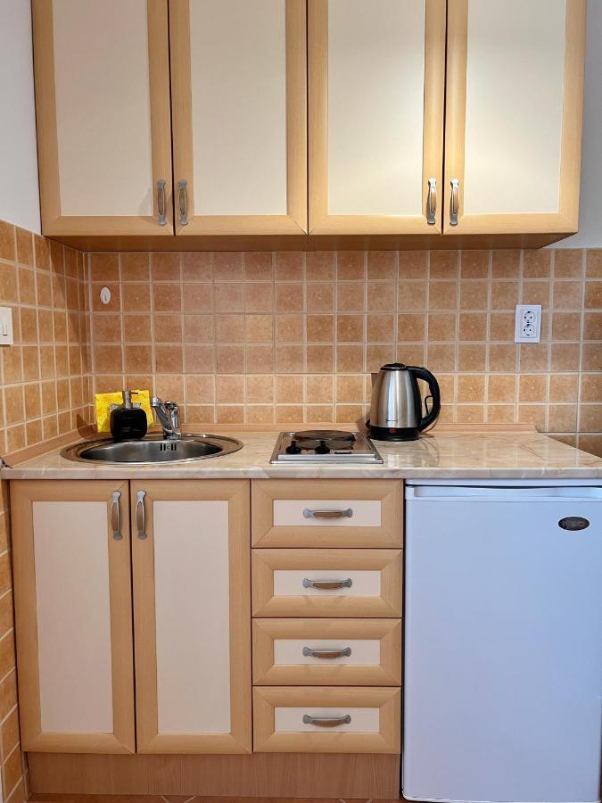 Lav Apartments Herceg Novi Exteriör bild