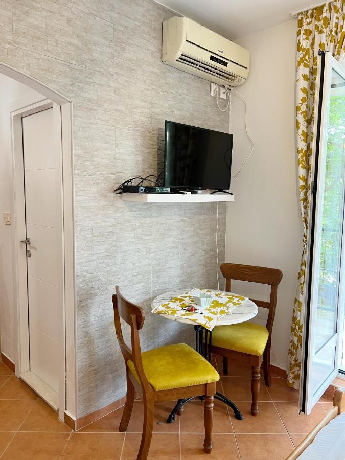 Lav Apartments Herceg Novi Exteriör bild